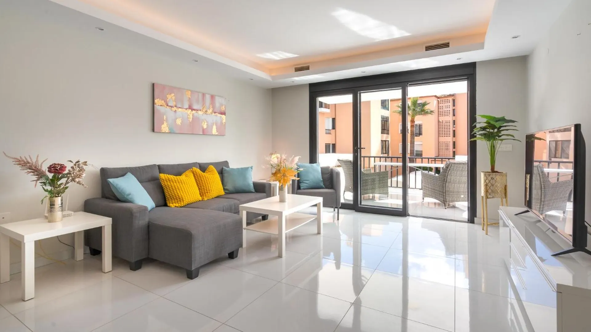 Puerto Banus Two Bedroom Luxurious Apartment With Parking Marbella