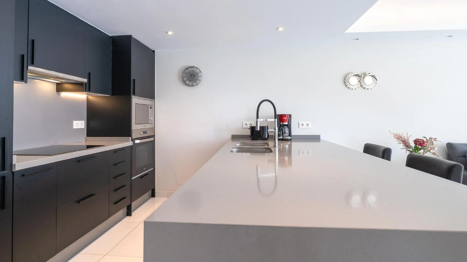 Puerto Banus Two Bedroom Luxurious Apartment With Parking Marbella 0*,  Spain