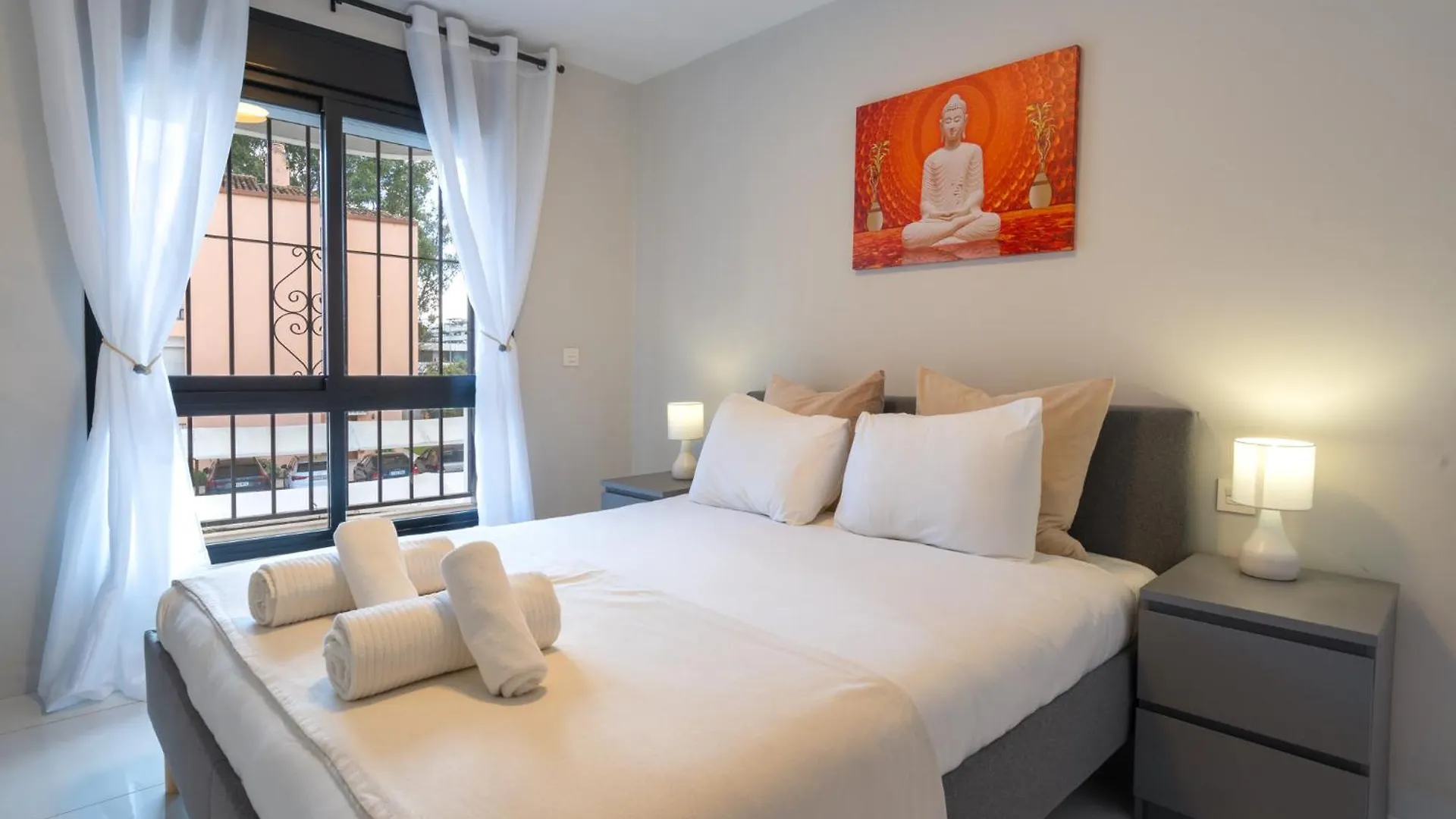 Puerto Banus Two Bedroom Luxurious Apartment With Parking Marbella 0*,  Spain