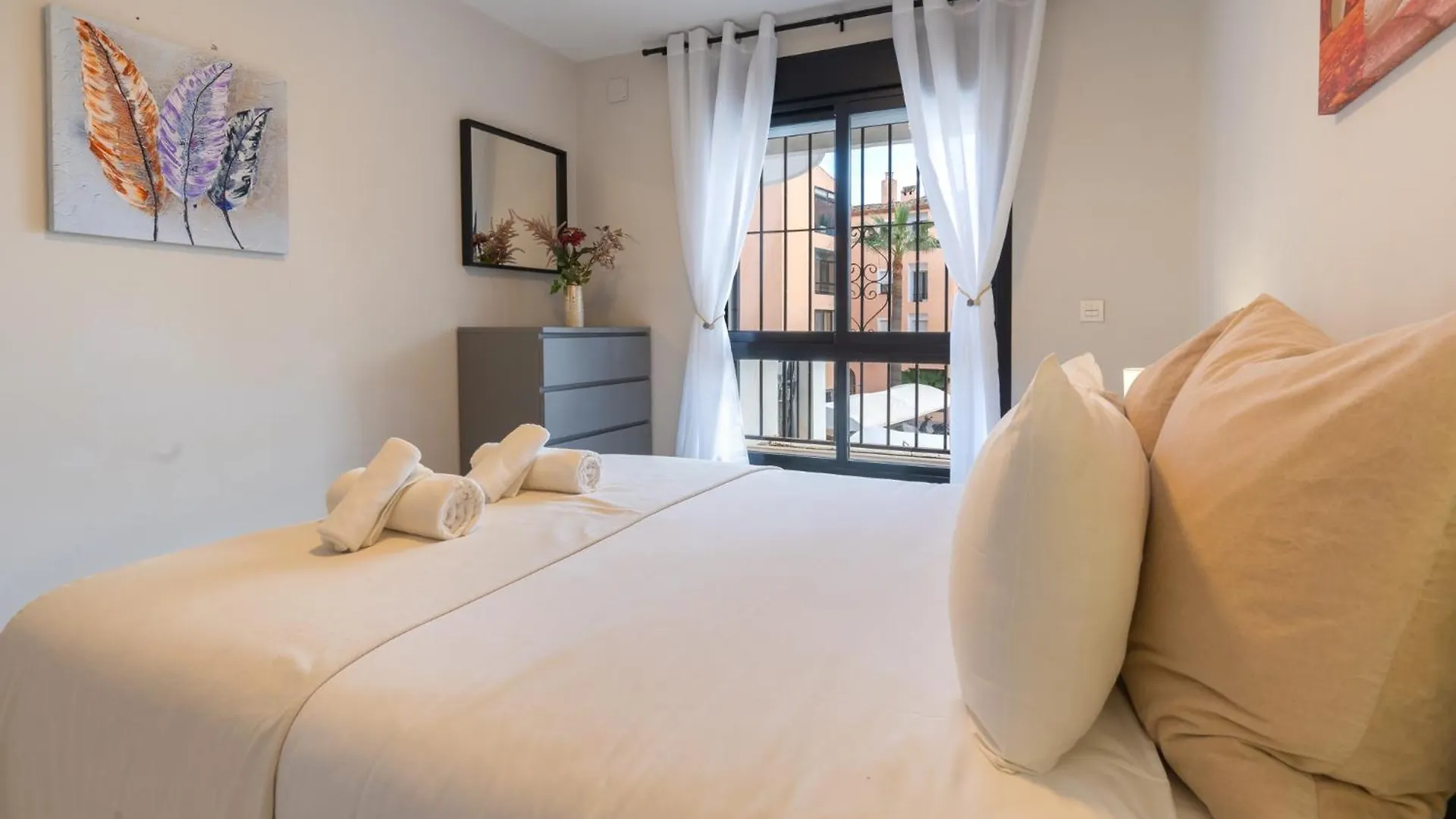 Puerto Banus Two Bedroom Luxurious Apartment With Parking Marbella